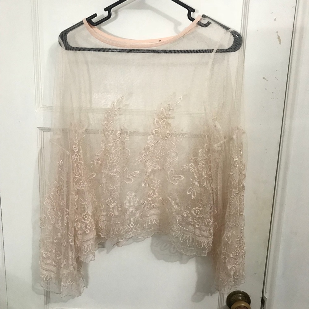 💥50% OFF BUNDLES!!! SHEER TOP